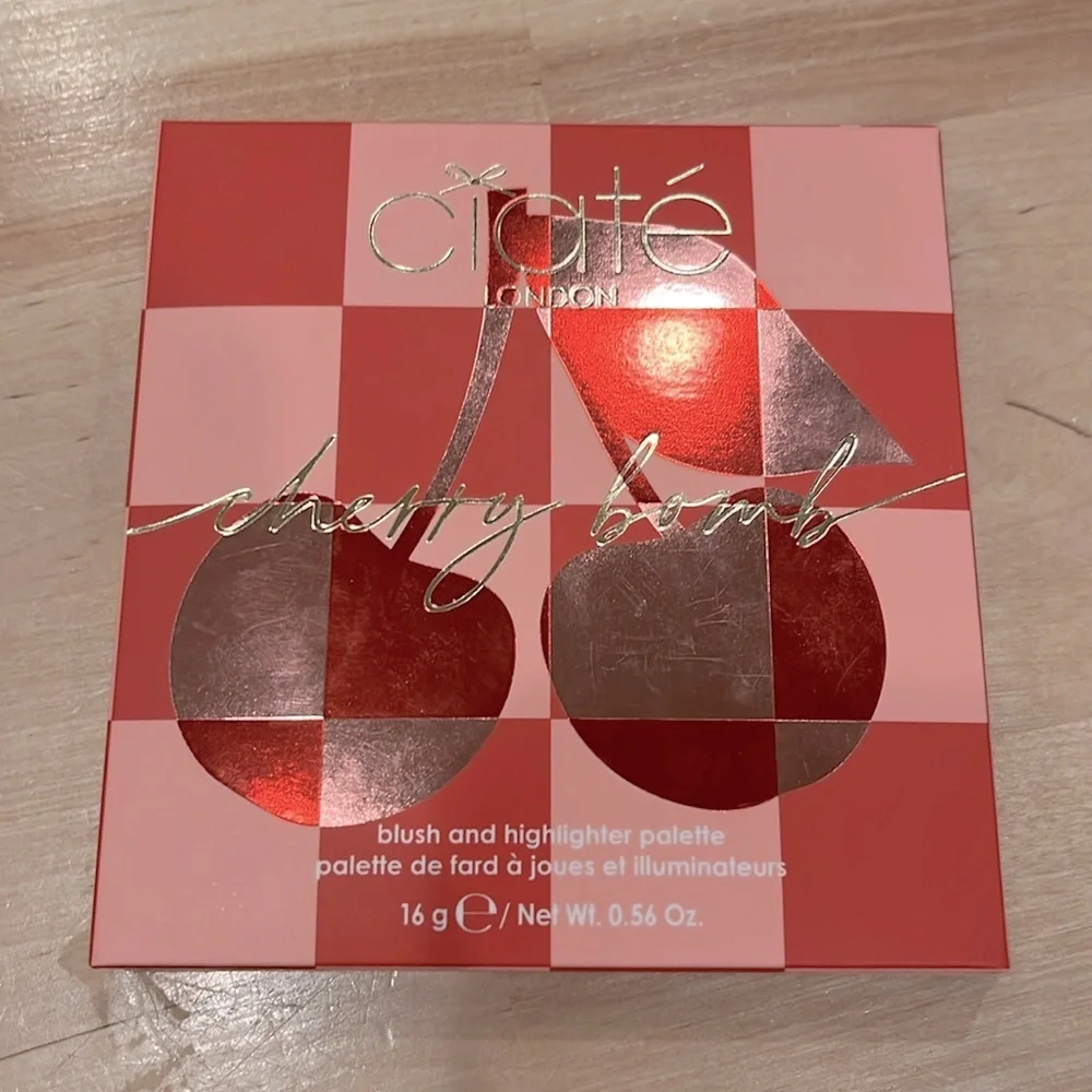 CIATÉ LONDON Cherry Bomb Blush and Highlighter Palette in Light Medium